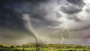 10 pražūtingiausių gamtos katastrofų žmonijos istorijoje