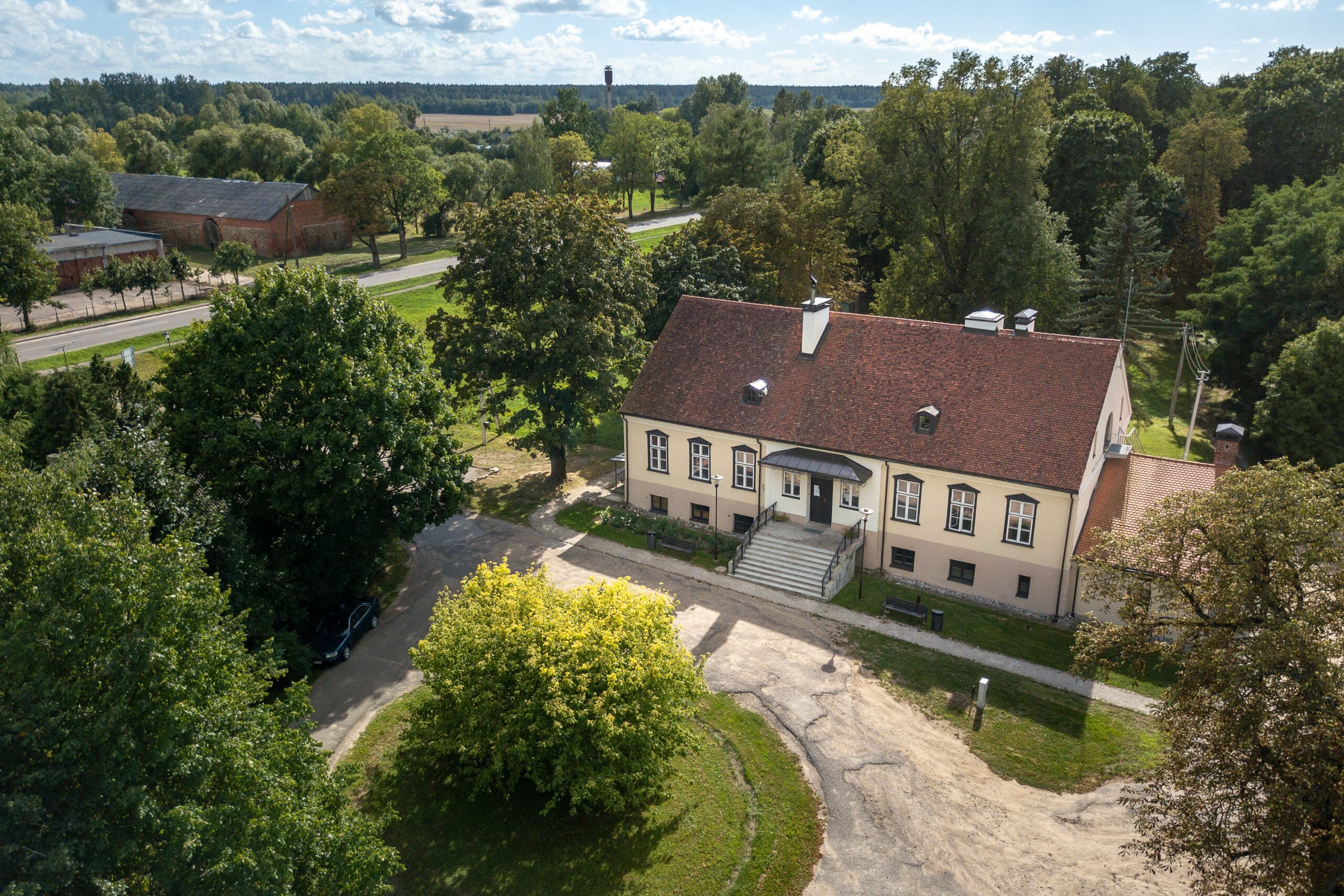 Dvarai Šakiuose – Zanavykijos dvarai