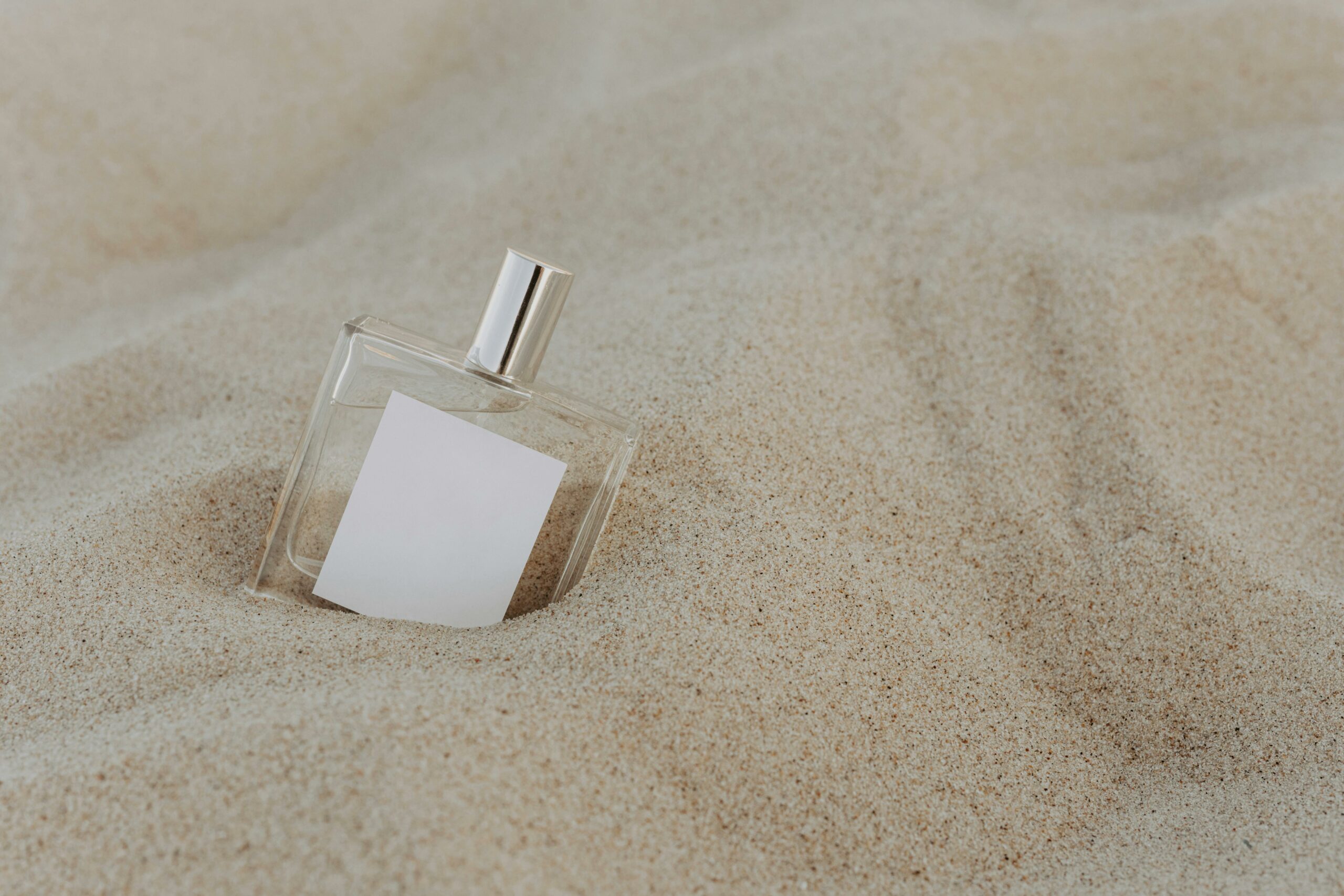 Fragrance–free zonos: kodėl vis daugiau vietų draudžia aromatus?